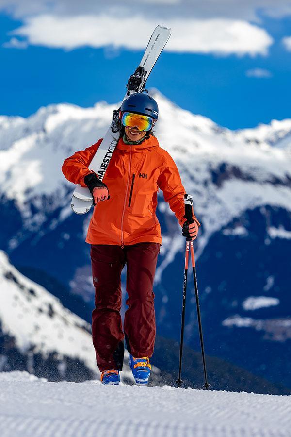 Ochelarii de schi par un detaliu minor