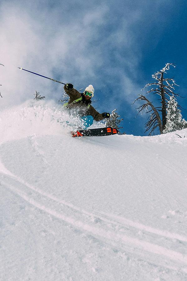 Șosetele pentru schi de tură