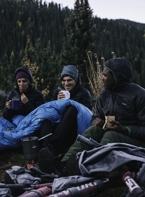 Bivuac în timpul unui bikepacking.