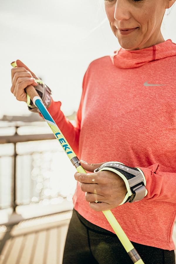 Bețele pliabile de nordic walking încap în orice rucsac.