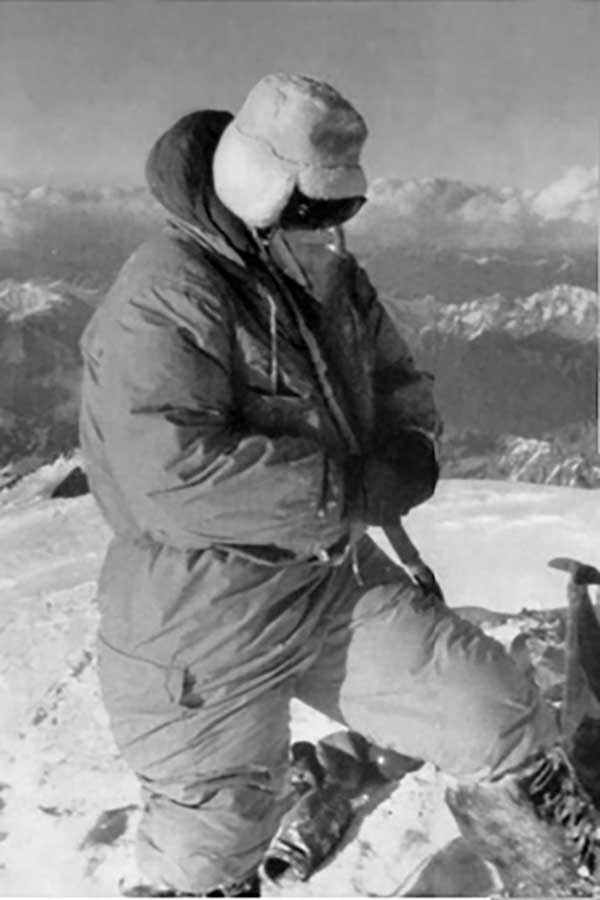 Achille Compagnoni pe vârful K2