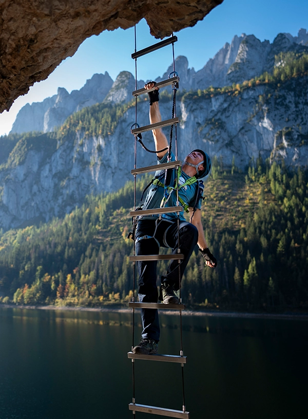 Scară pe via ferrata.