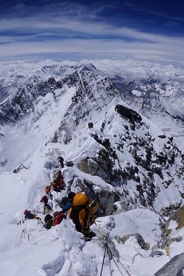 Cel mai dificil fragment al rutei normale spre vârful Mount Everest.