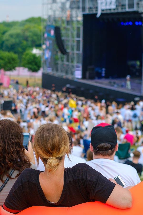Un concert sau un festival de muzică este un pretext excelent pentru a planifica un city break clasic.