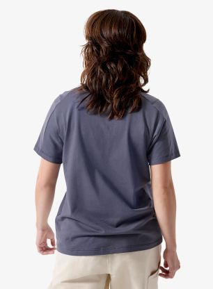 Tricou femei Arcteryx Kragg SL Cotton Emblem Crew SS - dk stratus