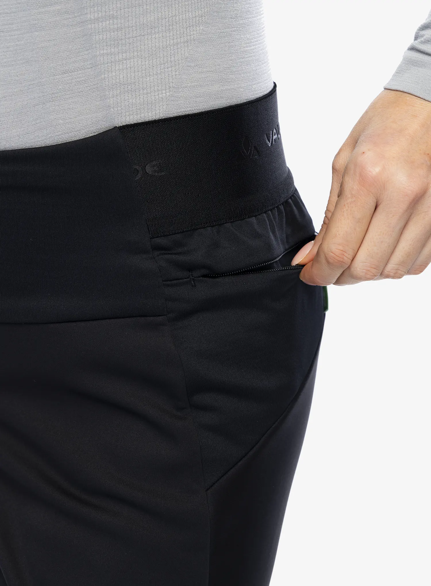Pantaloni softshell femei Vaude Larice Core Pants - black
