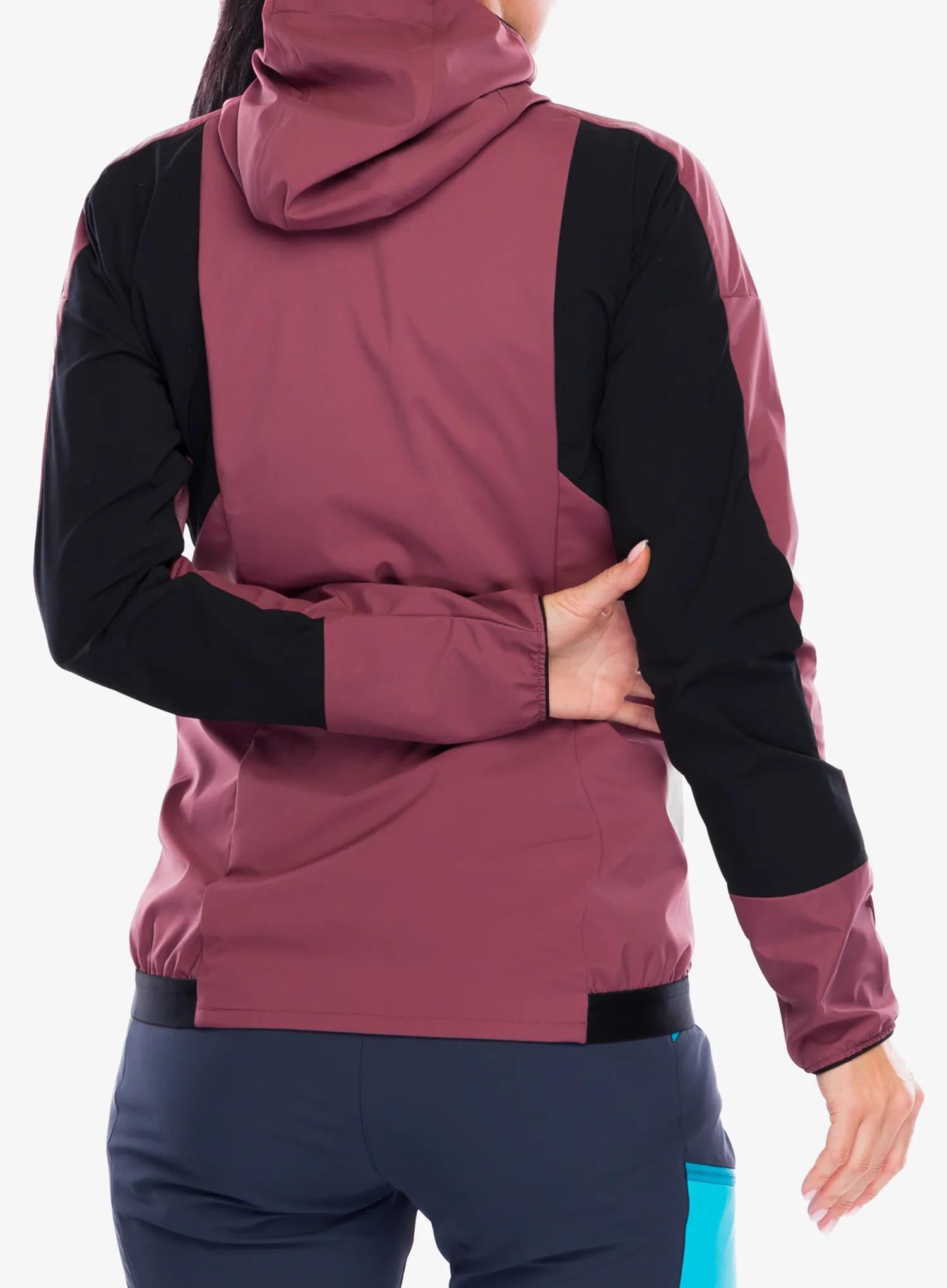 Geaca softshell femei adidas TERREX Techrock GORE-TEX WINDSTOPPER Softshell Jkt - quiet crimson/blk