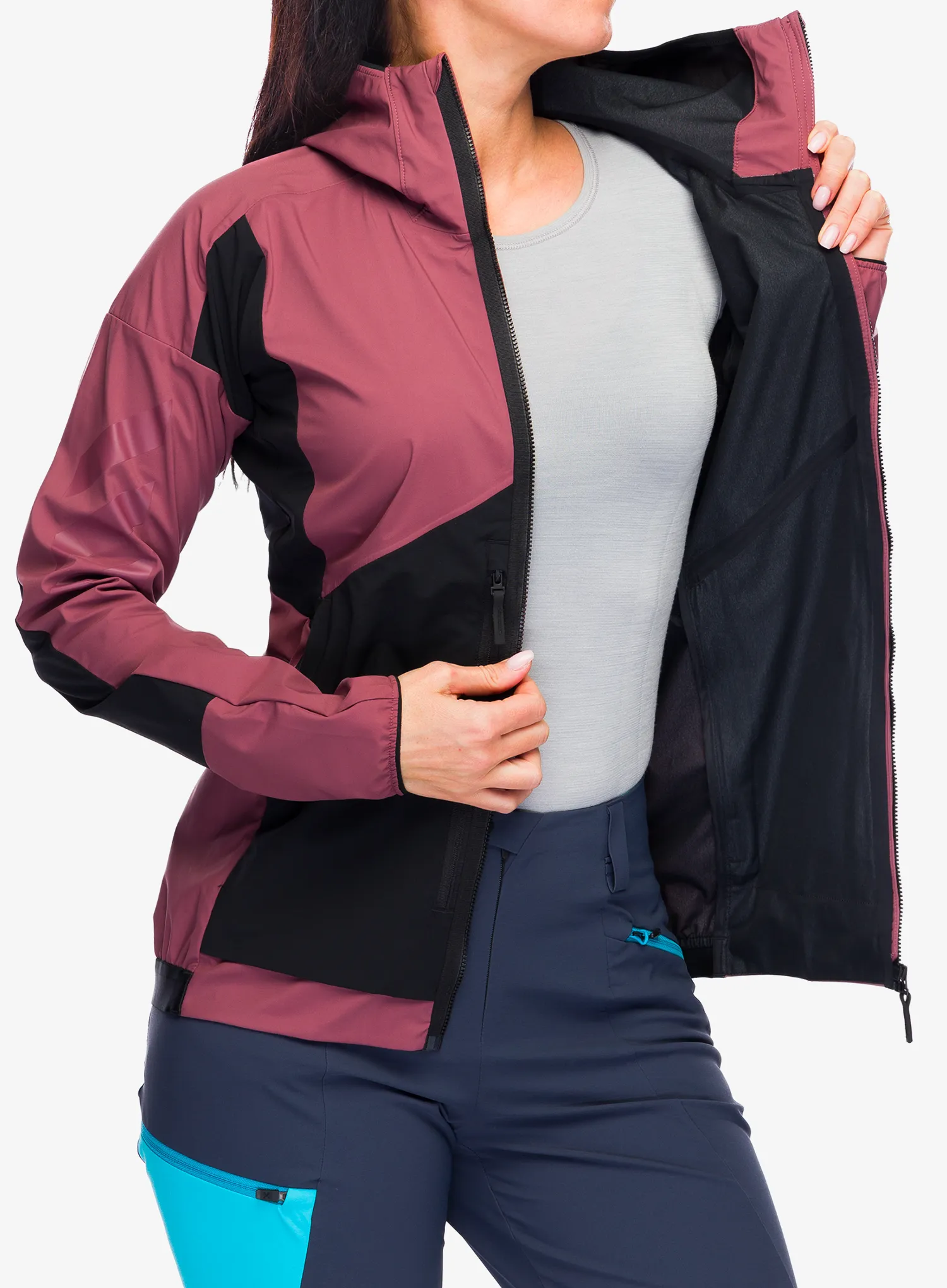 Geaca softshell femei adidas TERREX Techrock GORE-TEX WINDSTOPPER Softshell Jkt - quiet crimson/blk