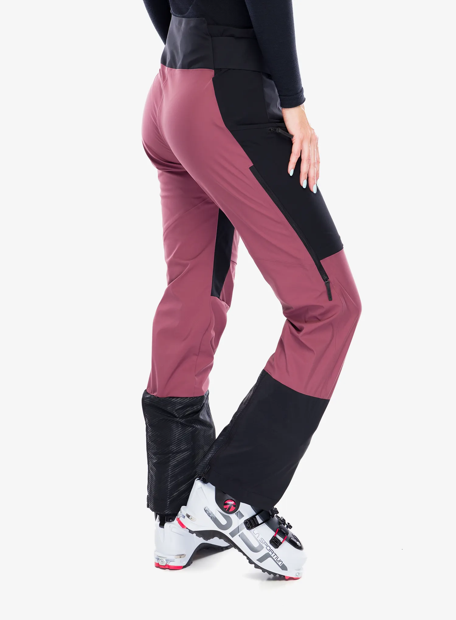 Pantaloni femei adidas TERREX Techrock Tour Softshell Pants - black/quiet crimson