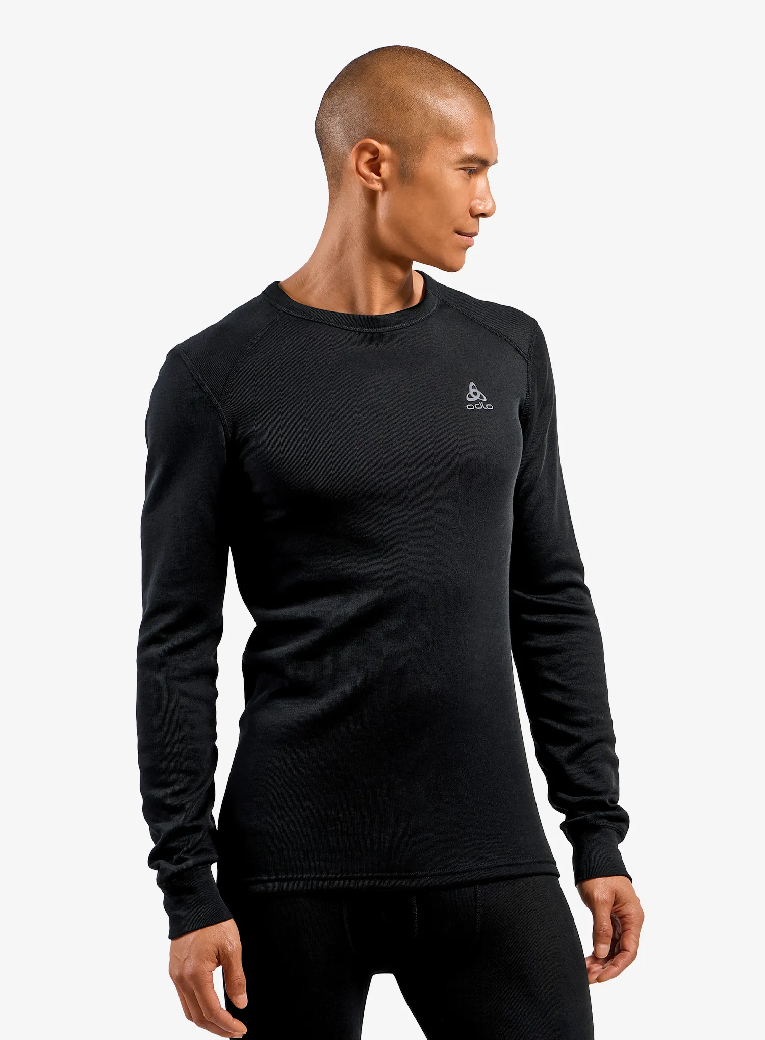 OdloActiveWarmEcoBLTopCrewNeckLS_black_fw26_7613361775192_1_263.webp