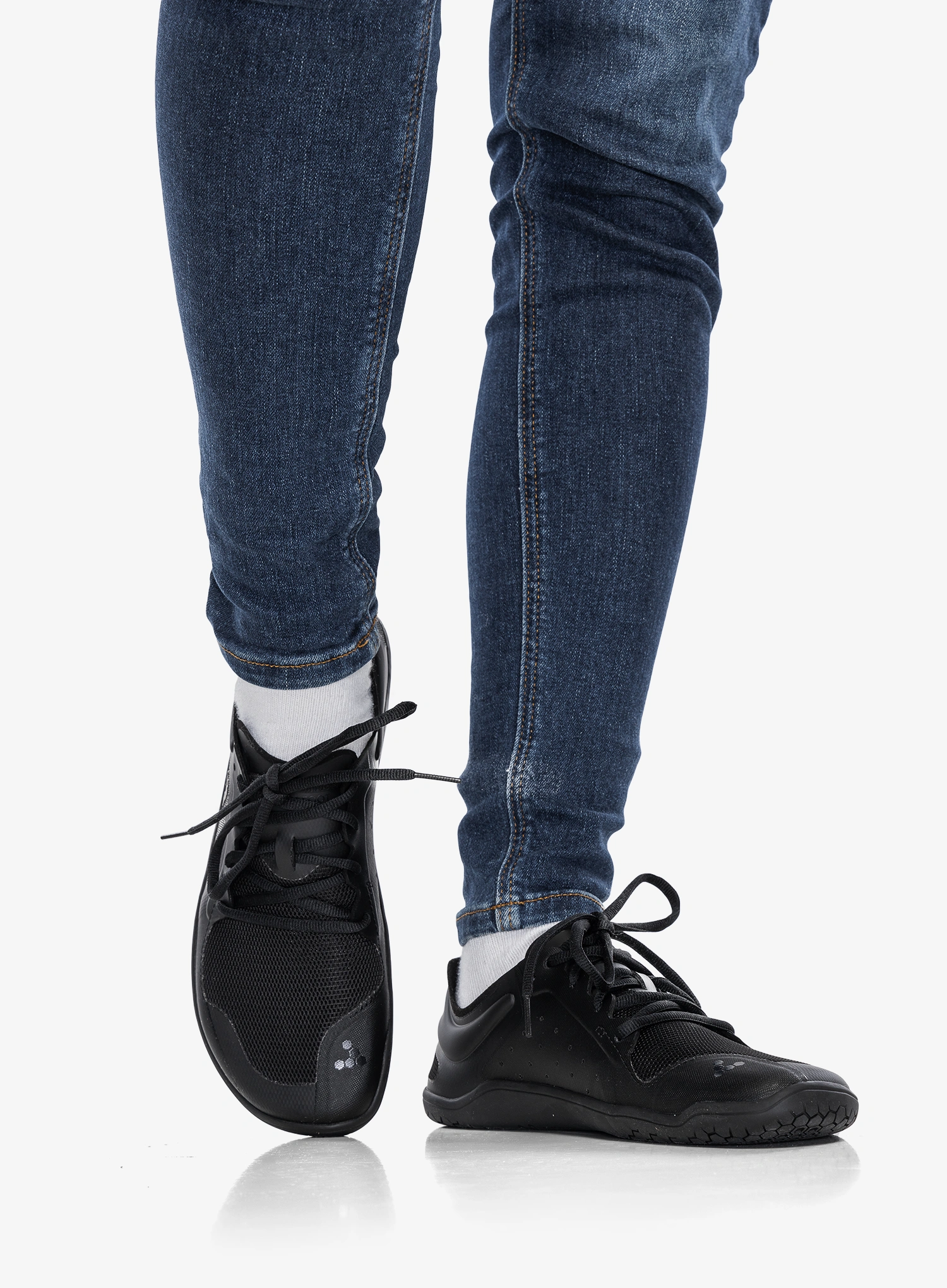 Pantofi lifestyle femei Vivobarefoot Primus Lite III - obsidian