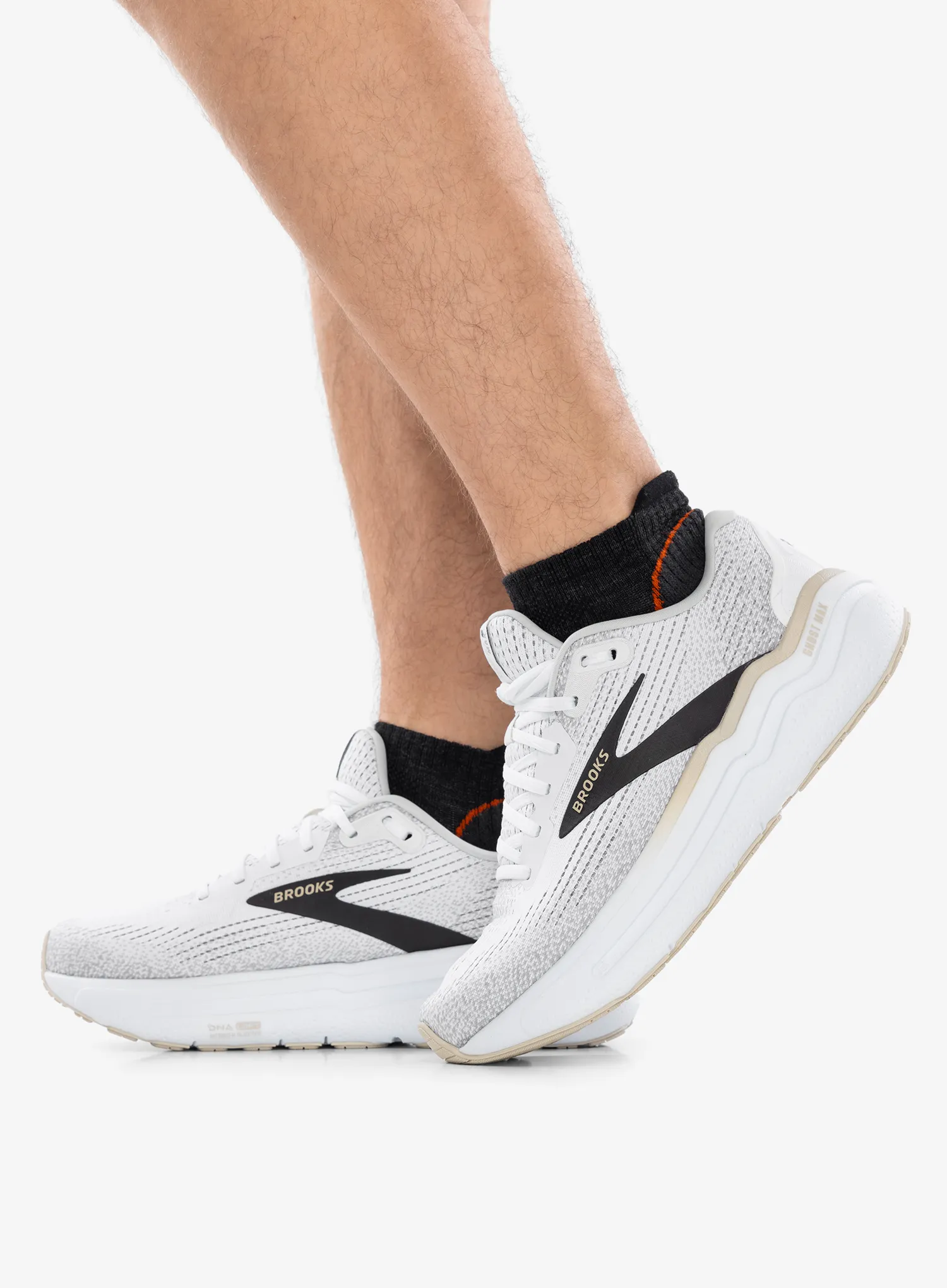 Pantofi trail Brooks Ghost Max 2 - white/pelican/oyster