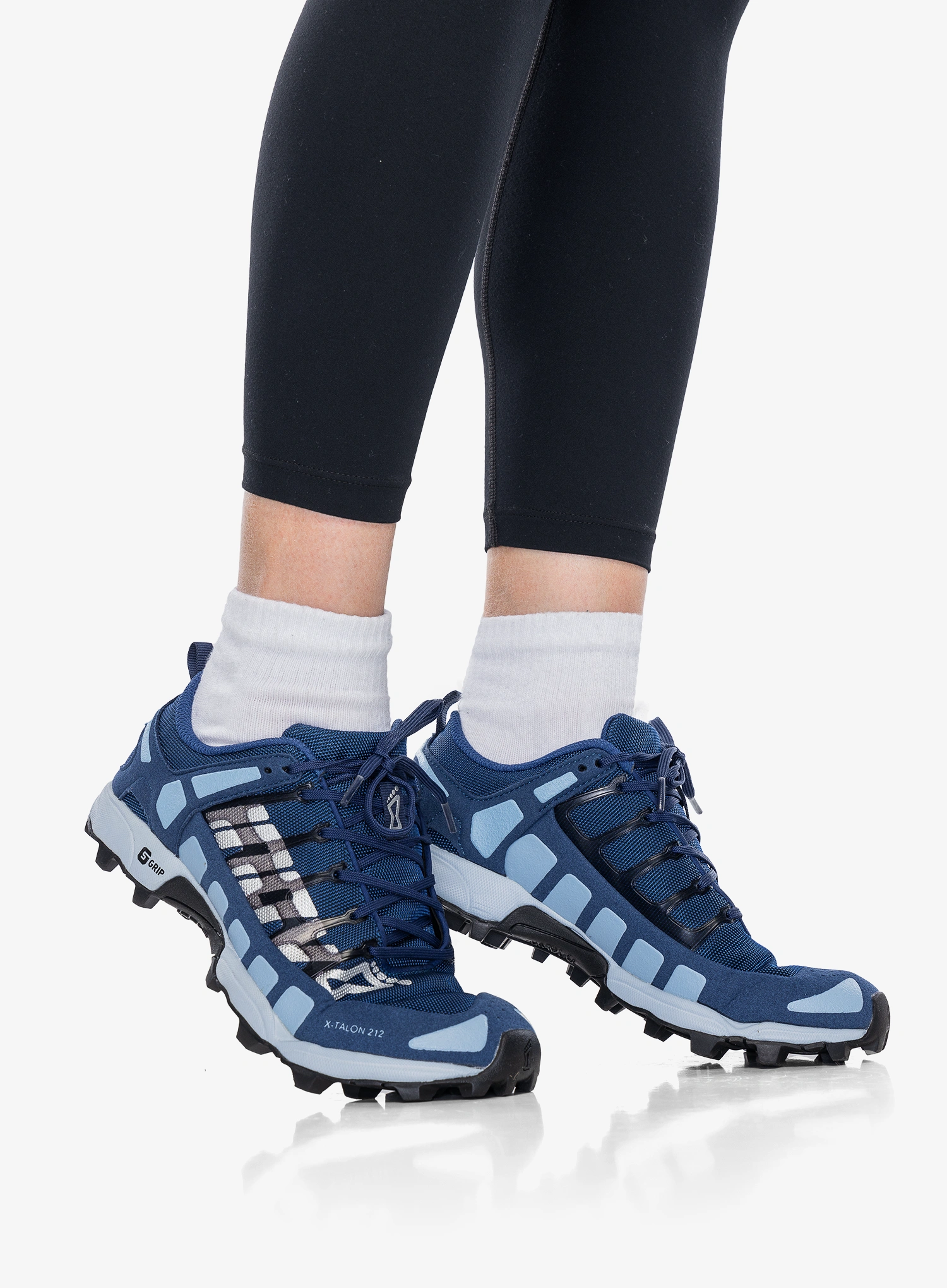 Pantofi alergare trail femei Inov-8 X-Talon 212 V2 - blue/light blue