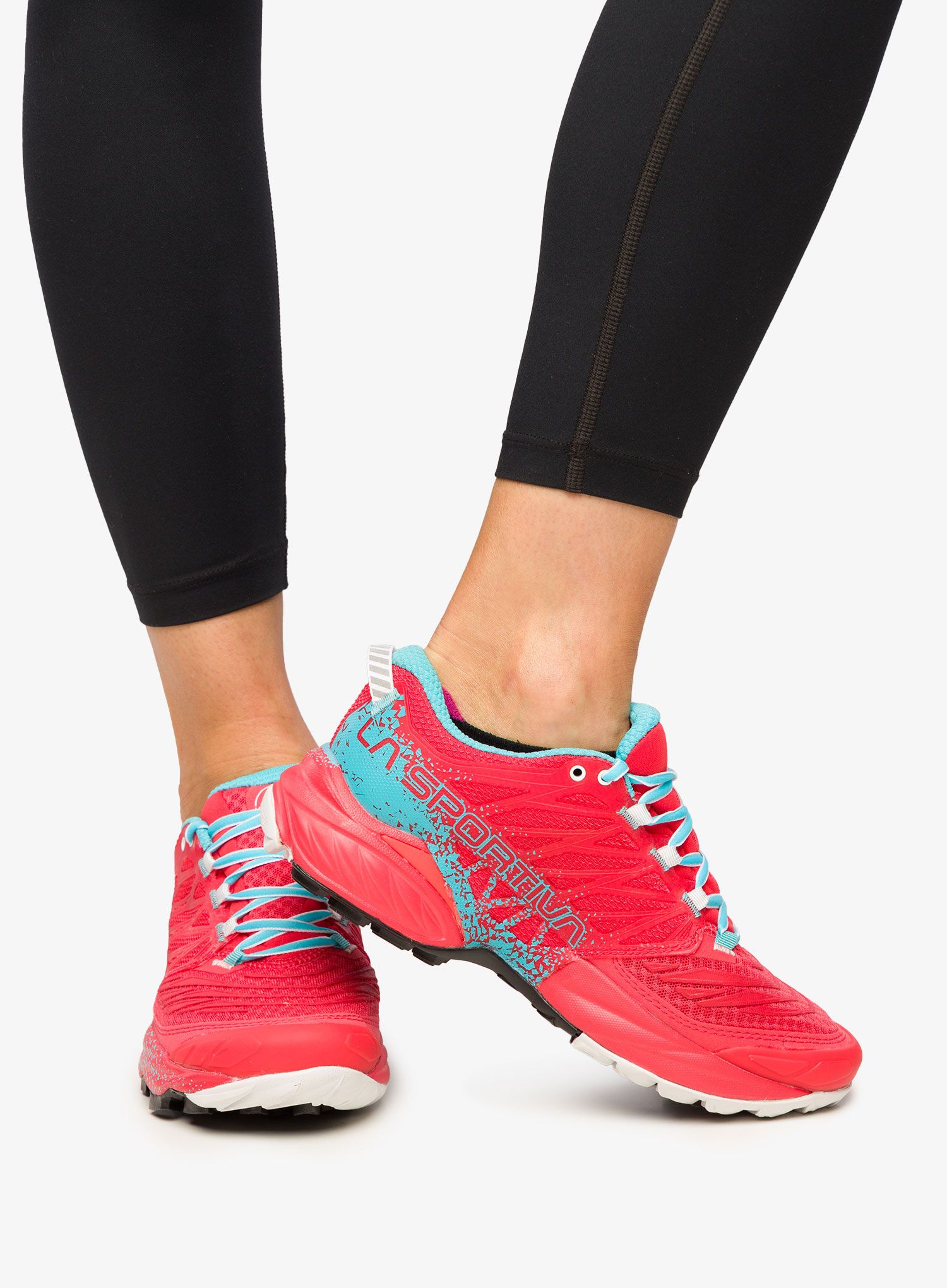 Pantofi alergare trail femei La Sportiva Akasha II - hibiscus/malibu blue
