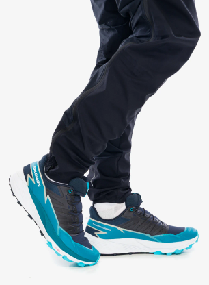 Pantofi trail Salomon Thundercross - carbon/tide/blue