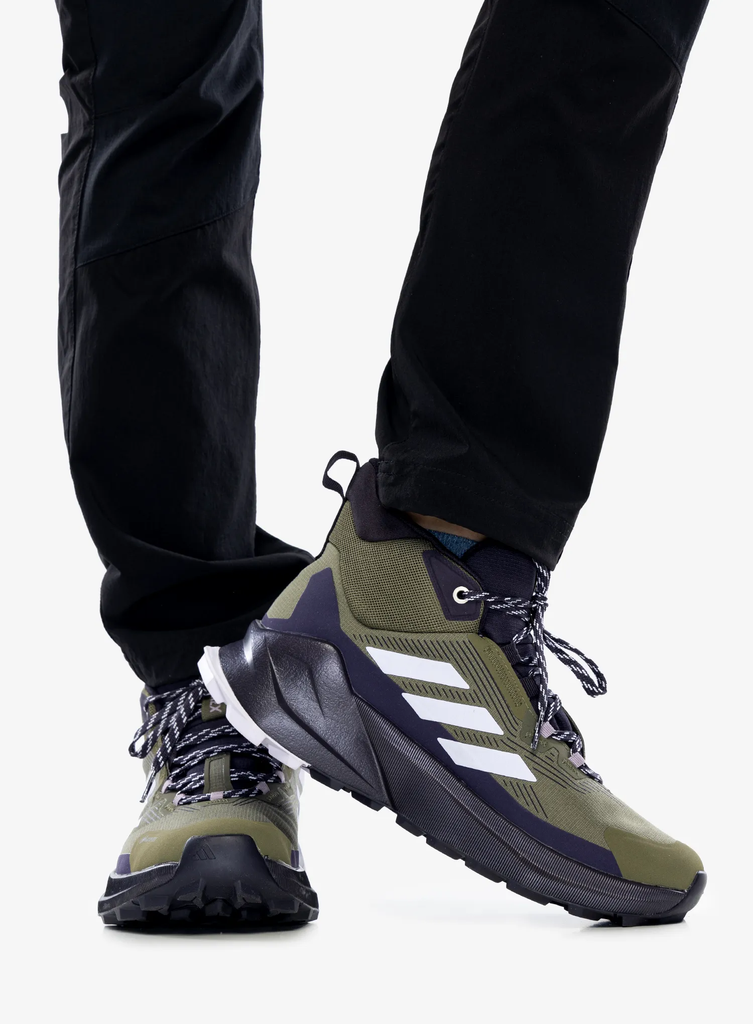 Pantofi drumetie femei adidas TERREX Trailmaker 2 Mid GTX - oliv stra/silv dawn/aurora blk