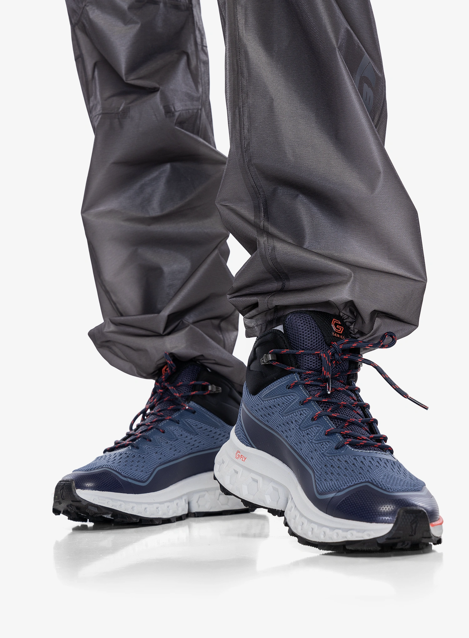 Pantofi drumetie femei Inov-8 RocFly G 390 - lilack/coral