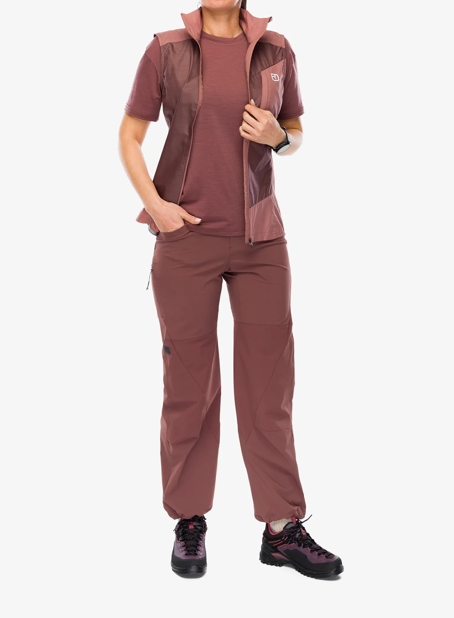 Vesta femei Ortovox Trace Windbreaker Vest - chestnut