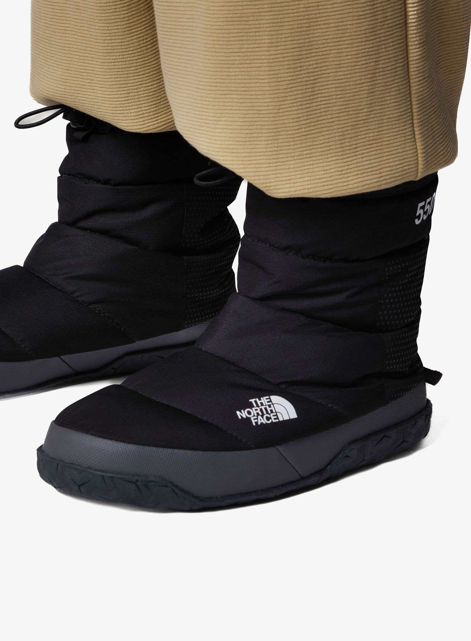 Papuci matlasati femei The North Face Nuptse Apres Bootie - tnf black/asphalt grey