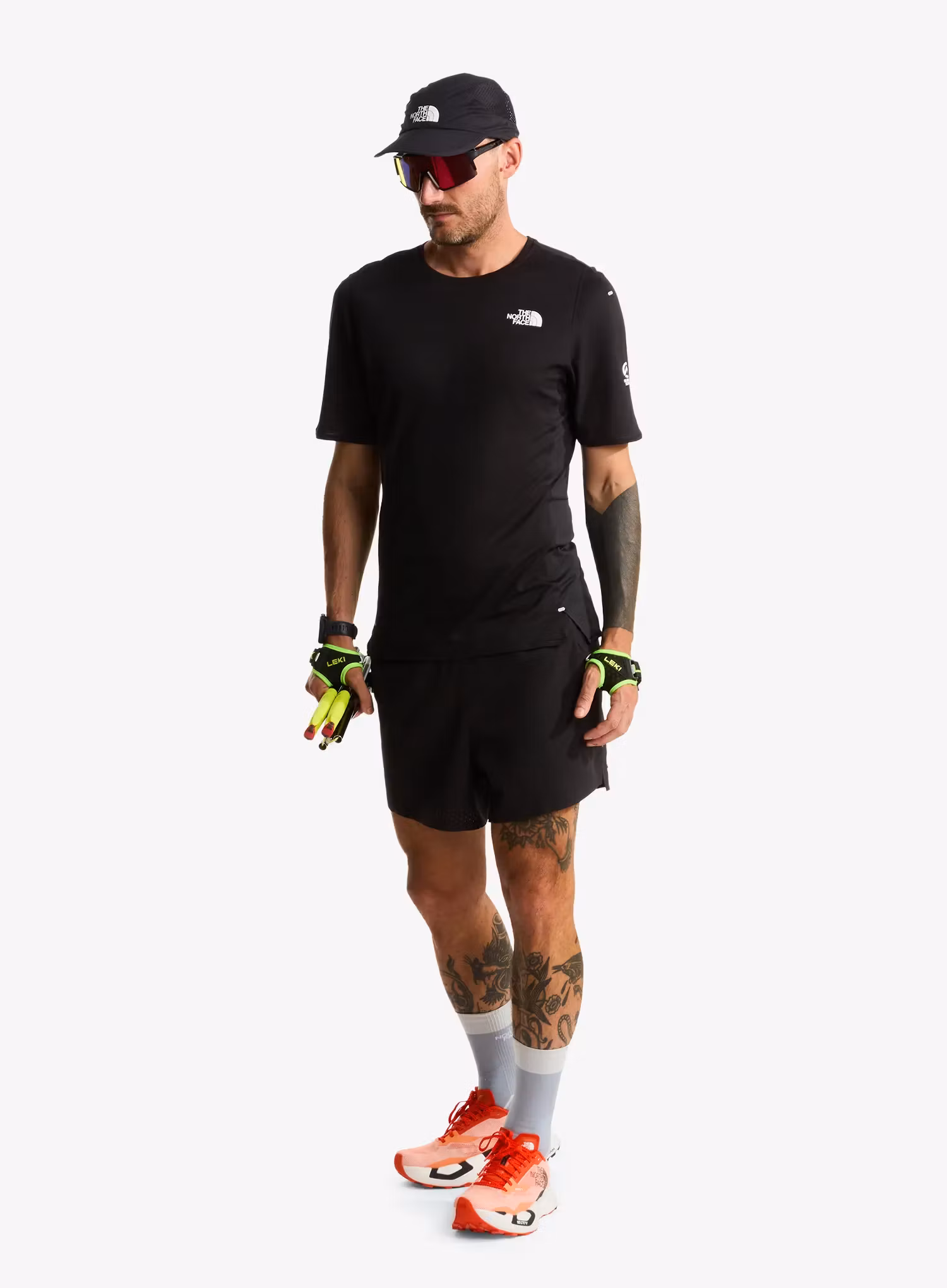 TheNorthFaceSummitHighTrailSS_tnfblac197065144128a.webp