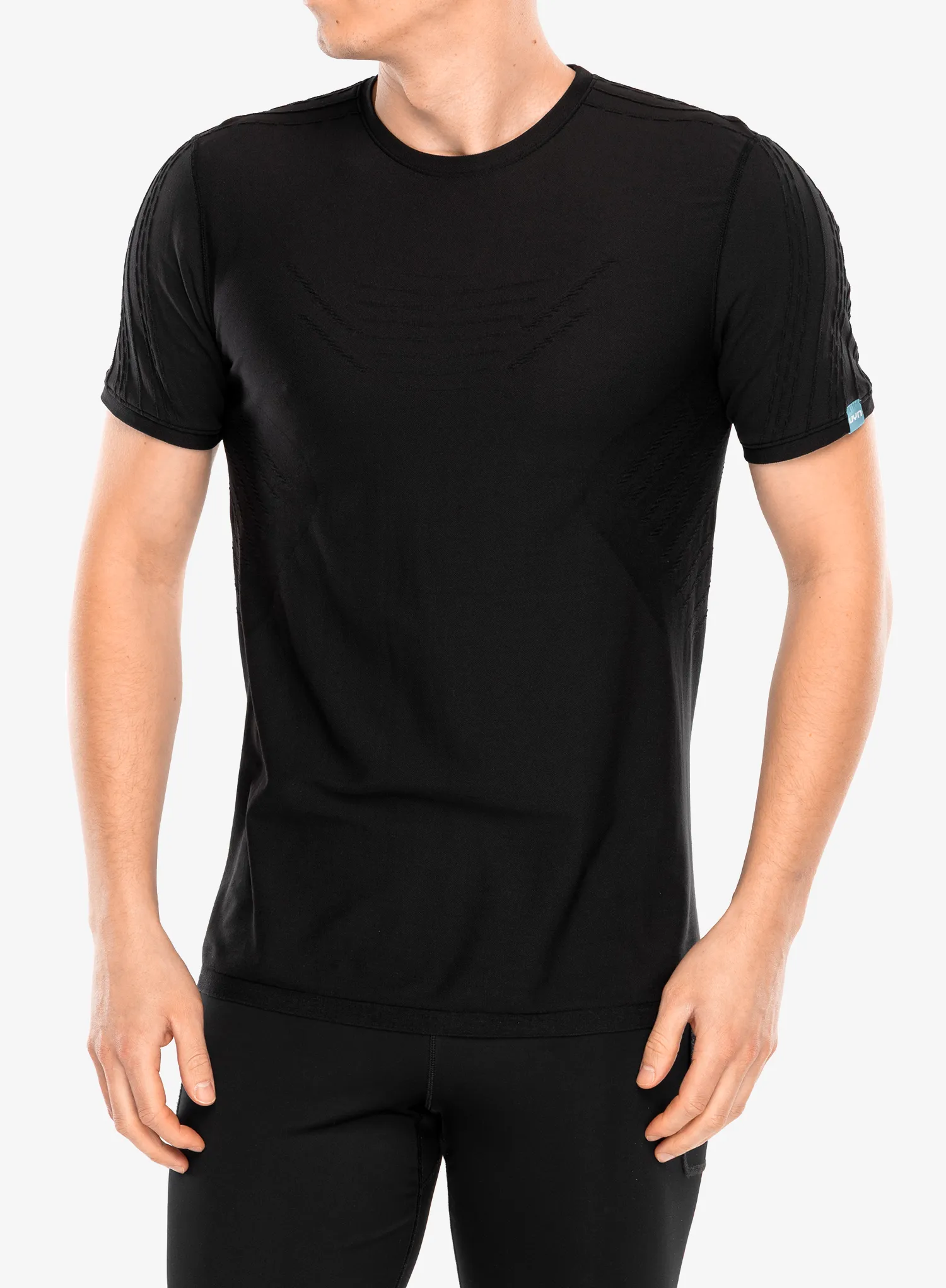 UYNSparkcrossSelfLayerOwShirtSS_black_8054216880125a.webp