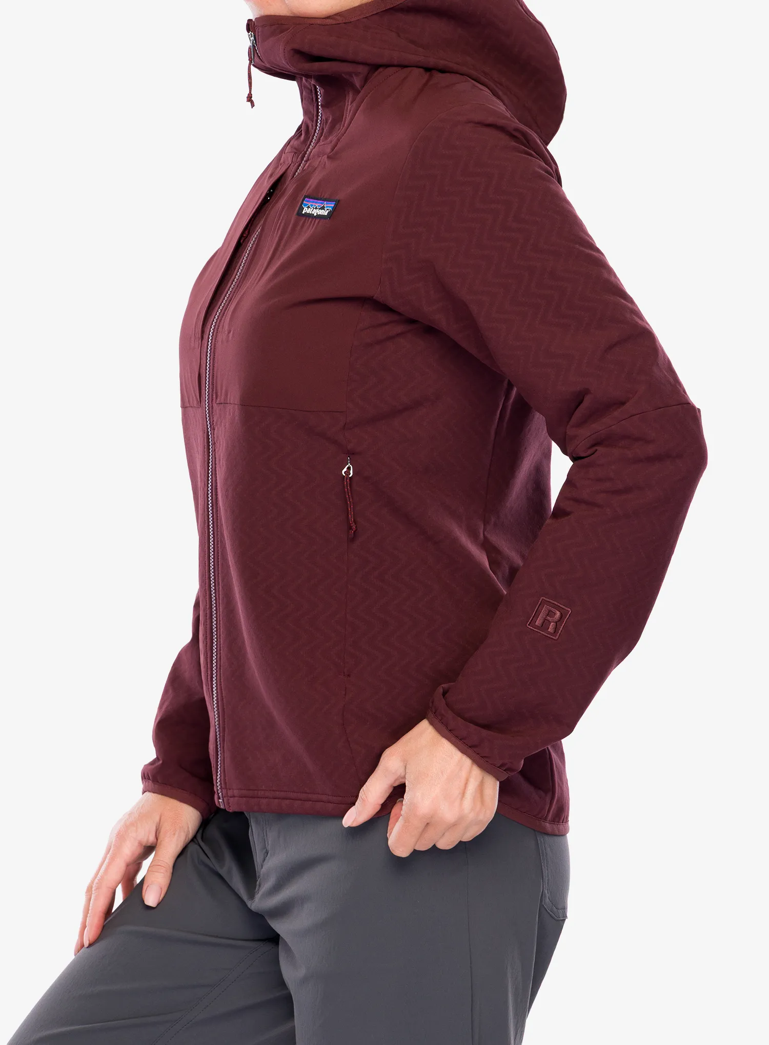 Geaca softshell femei Patagonia R2 CrossStrata Hoody - dark ruby