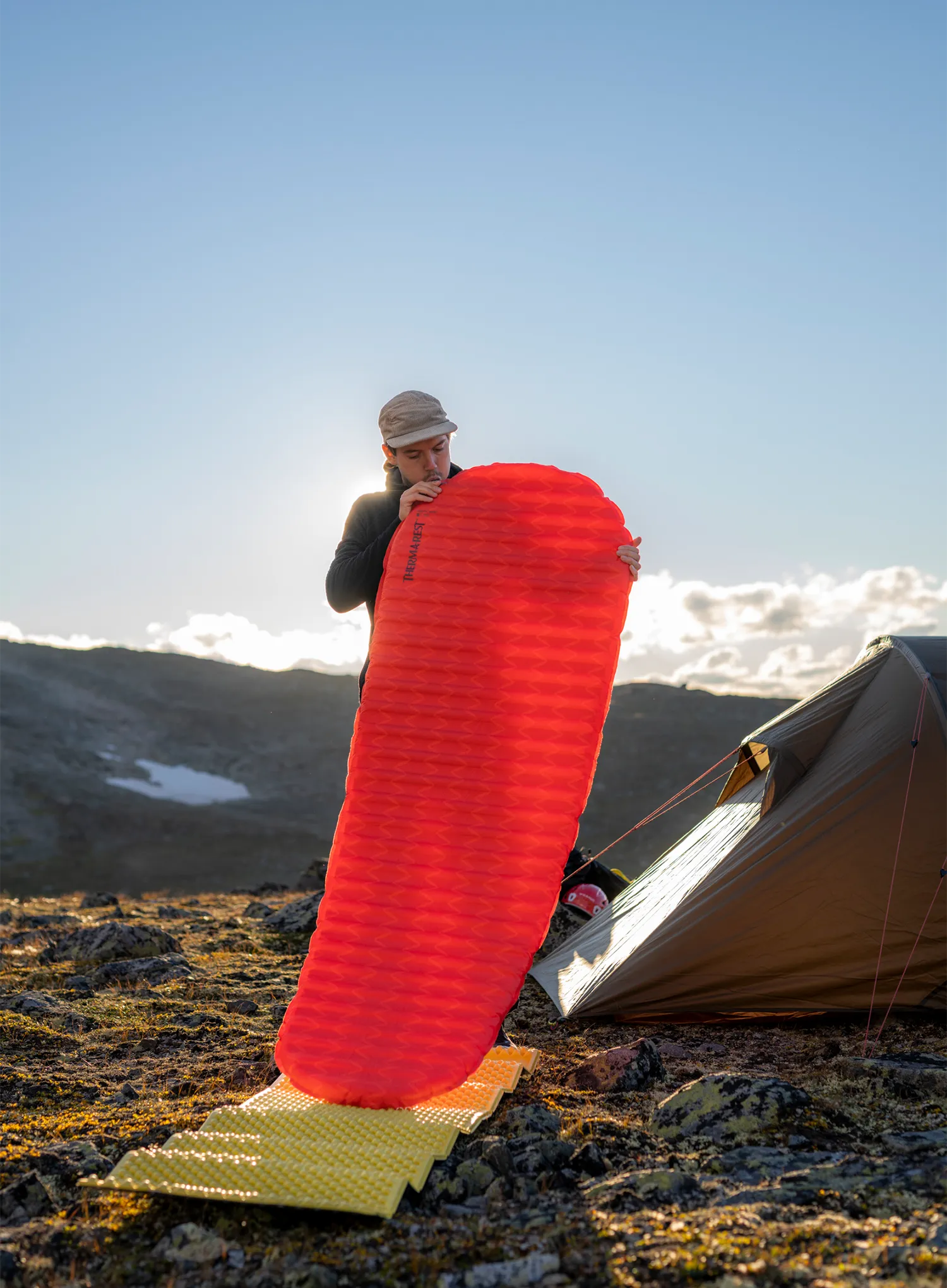 Saltea autogonflabila Therm a Rest ProLite Apex R - heat wave