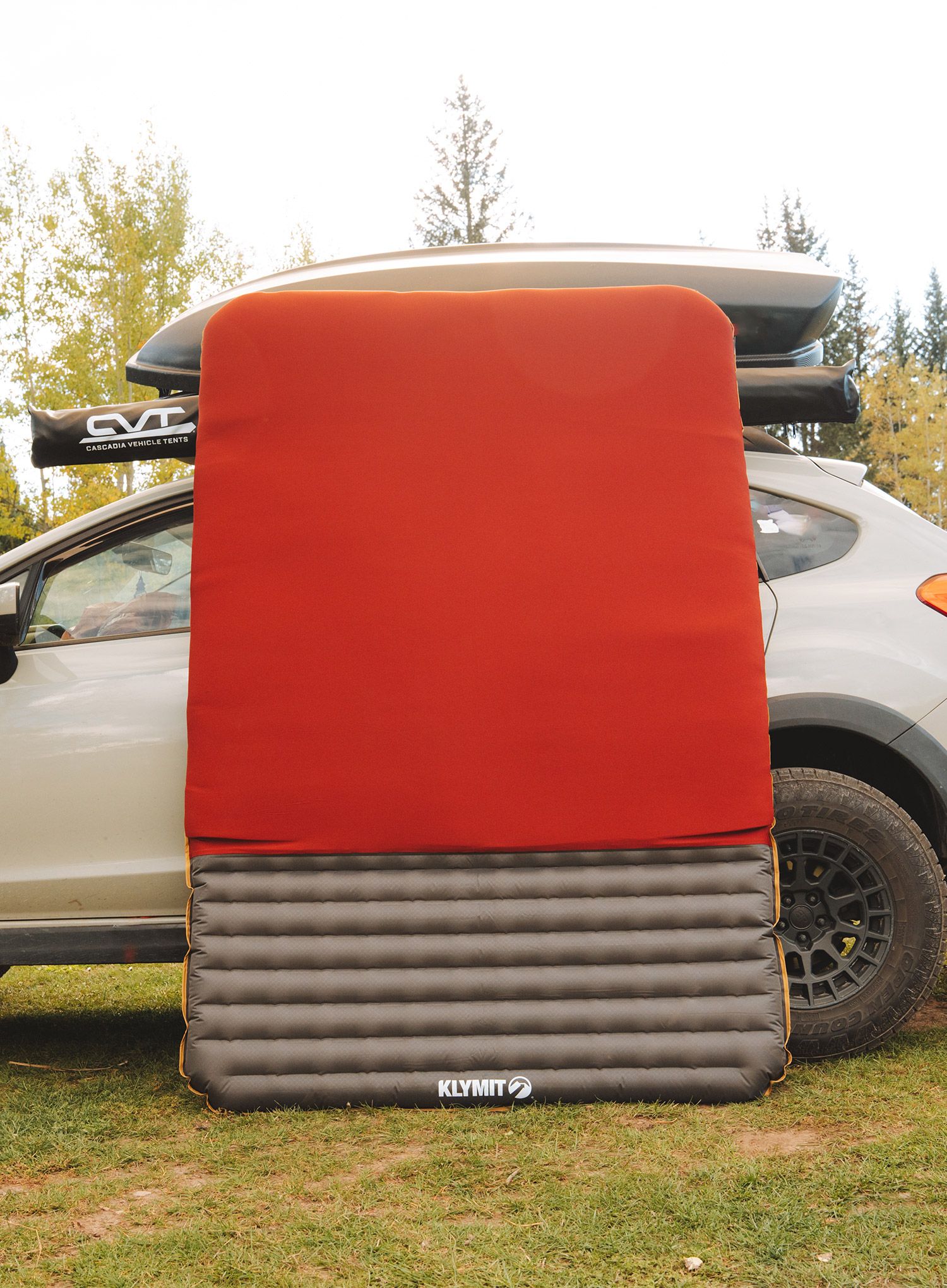 Saltea de voiaj Klymit Insulated Klymaloft Sleeping Pad Double - red
