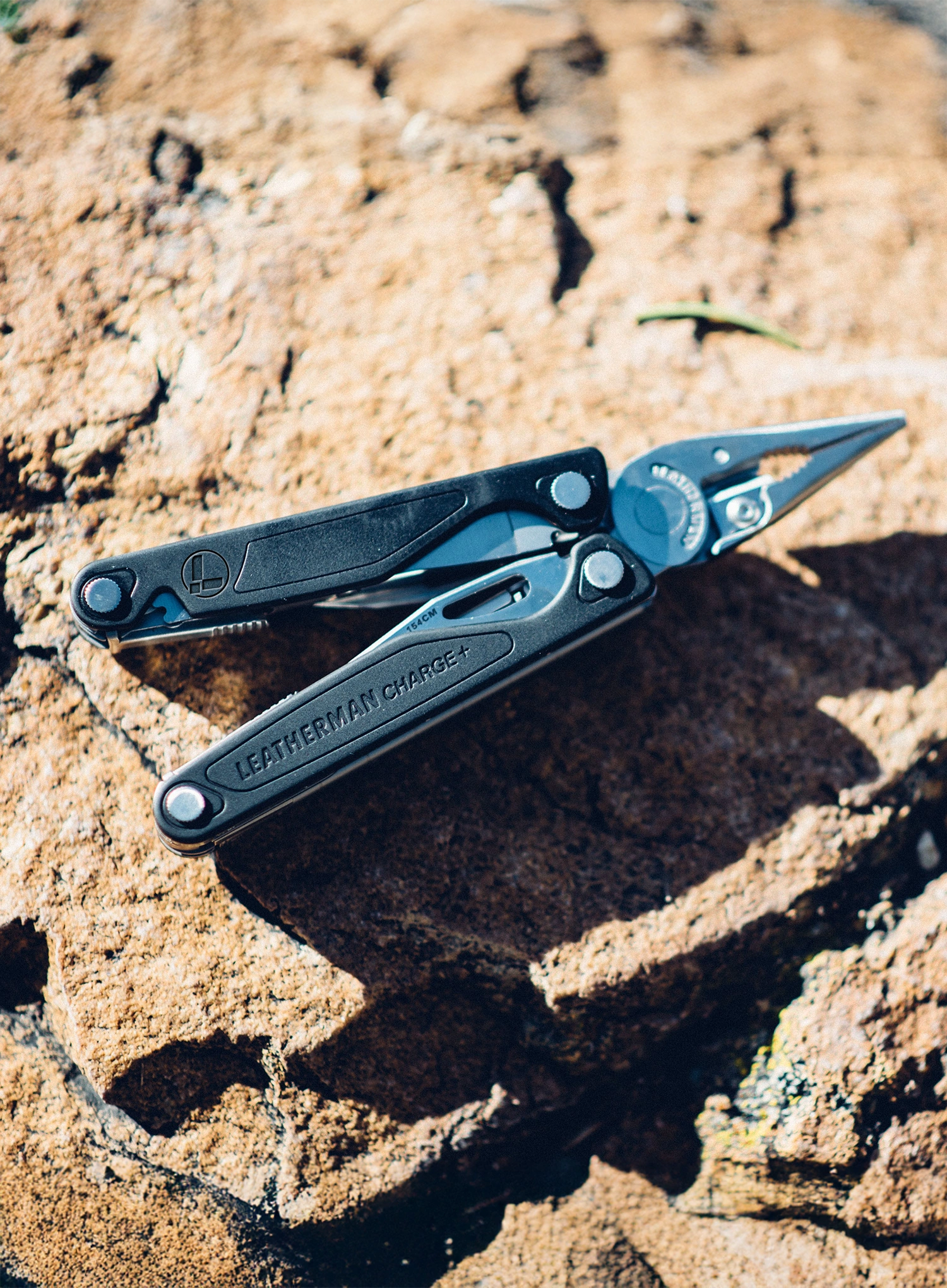 Unealta multifunctionala Leatherman Charge Plus - stainless