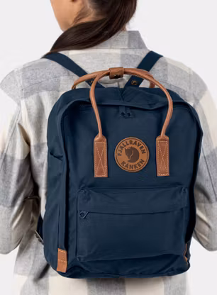 Rucsac de oras Fjallraven Kanken No. 2 - navy