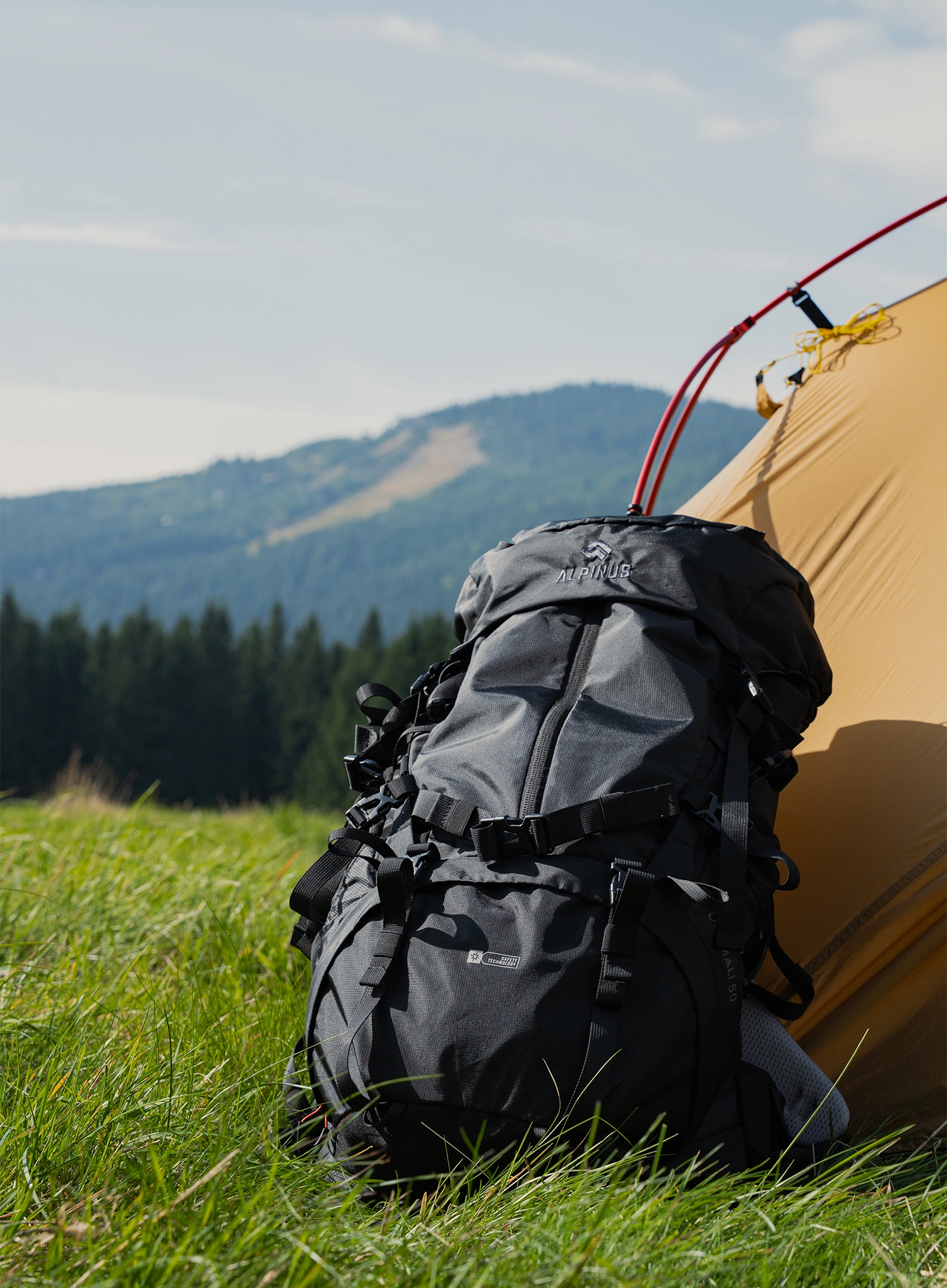 Rucsac trekking Alpinus Deomali 50 - black