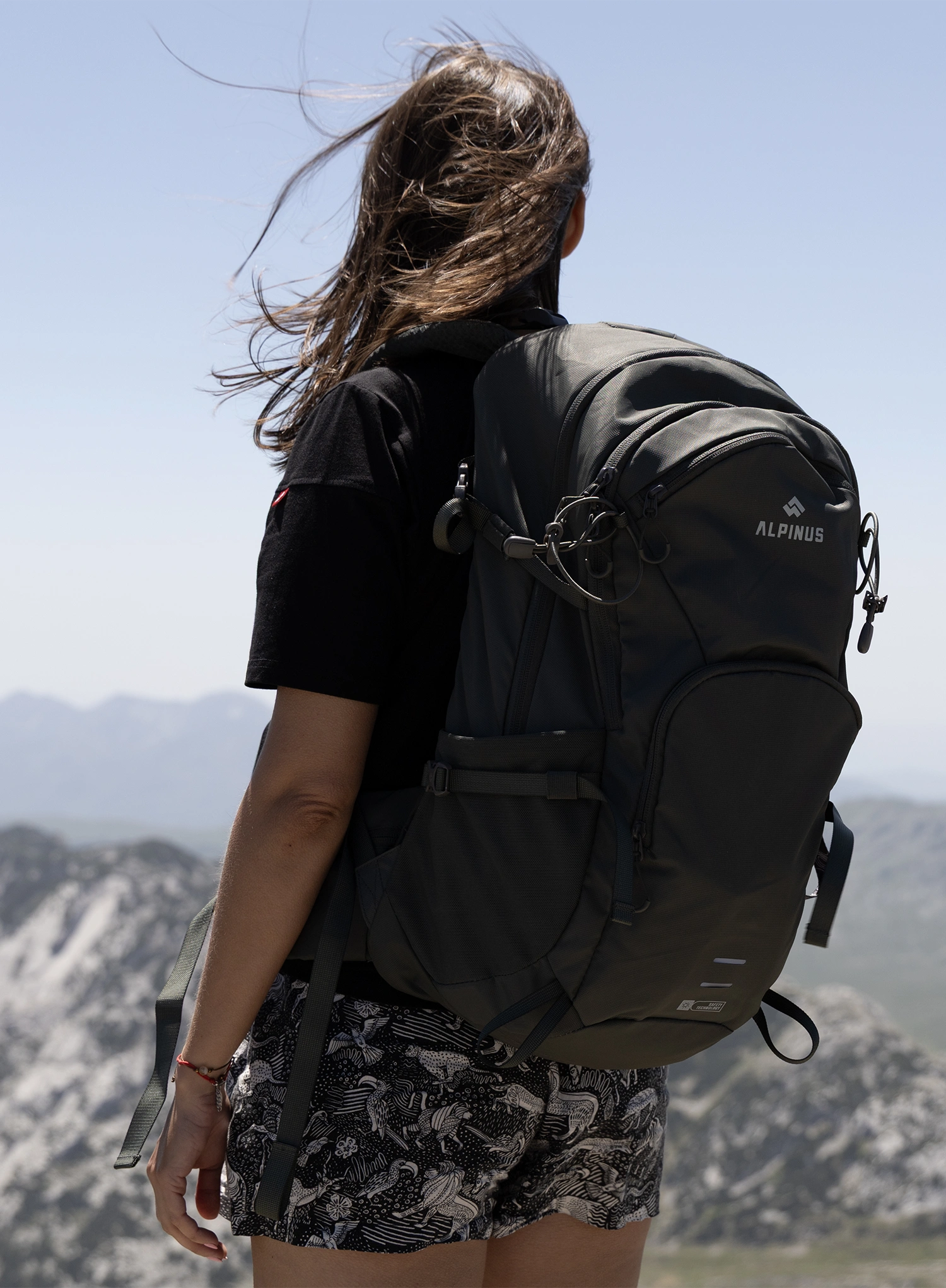 Rucsac drumetie cu plasa Alpinus Ornak 30 - sage