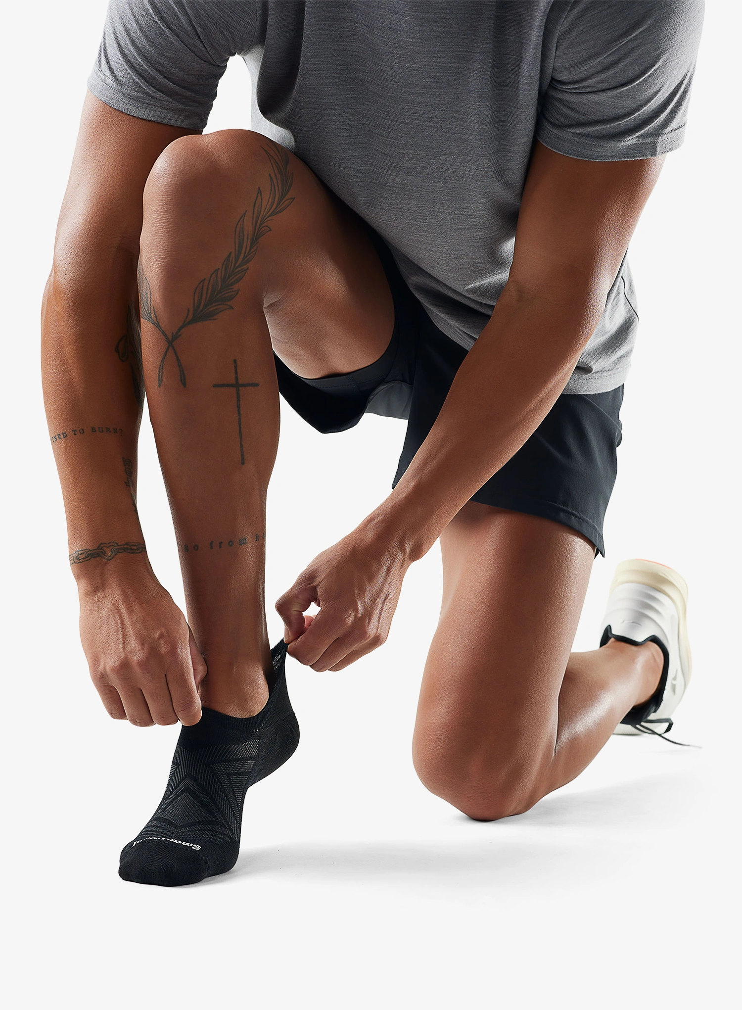Sosete de alergare Smartwool Run Zero Cushion No Show Socks - black