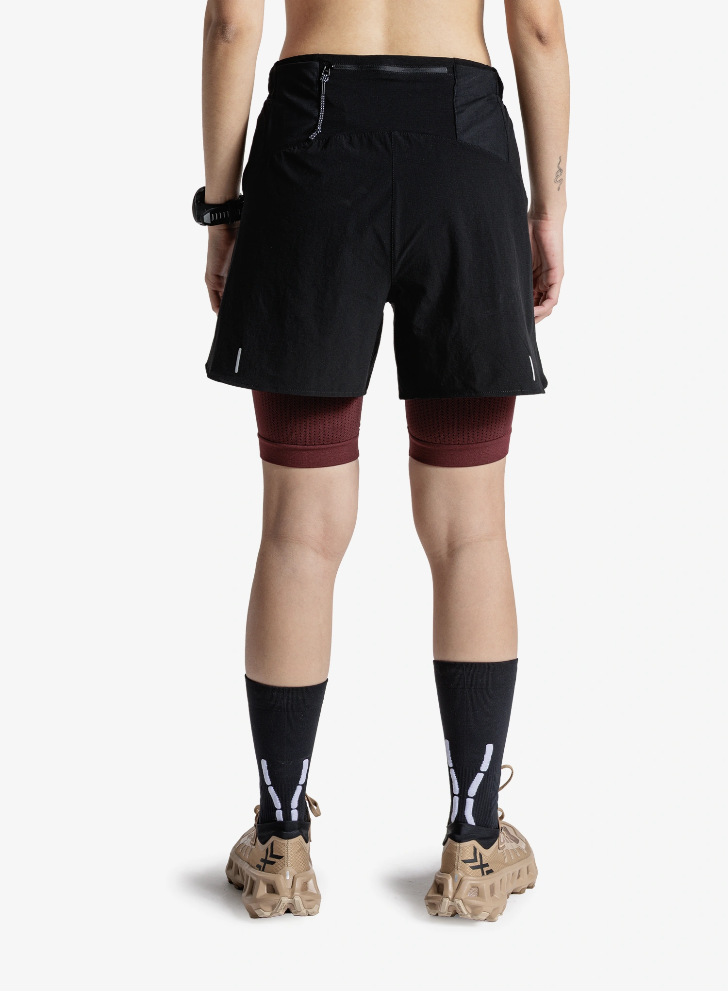 Pantaloni scurti alergare femei X-Bionic Corefusion Run Perform Shorts - x black/black