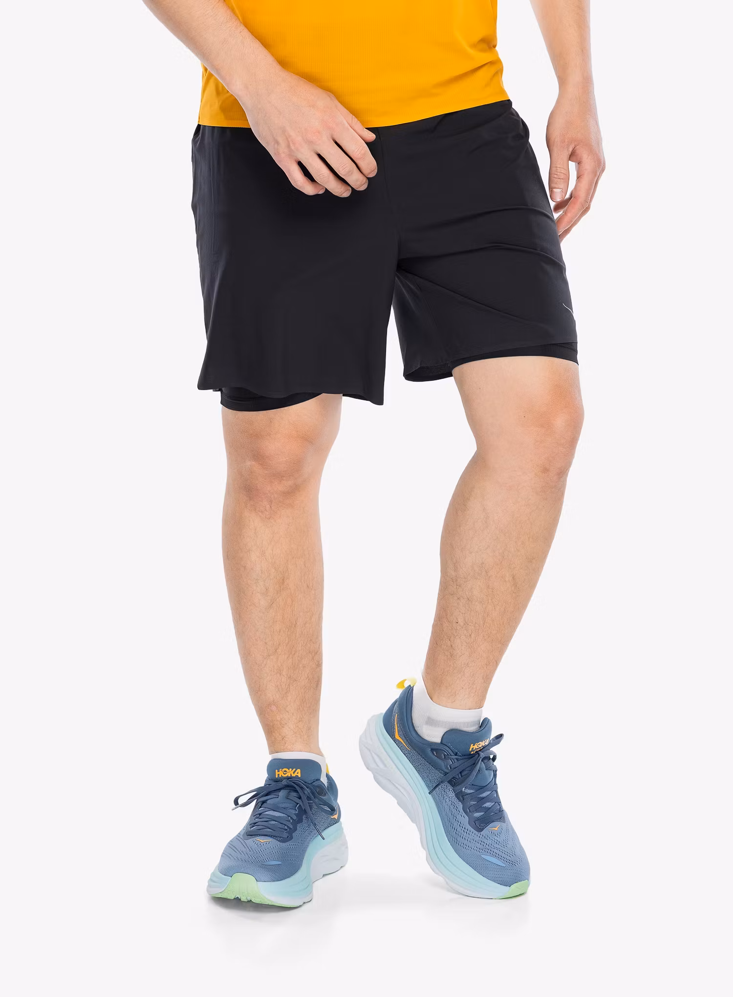 HokaSkyglideShort_black197634527352a.webp