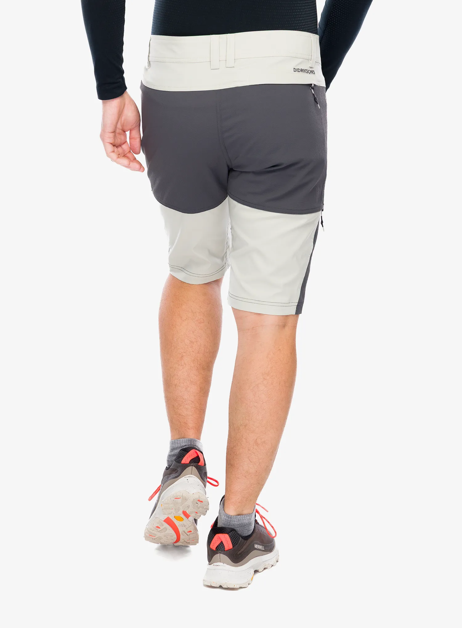 Pantaloni scurti barbati Didriksons Kallax Shorts - light beige