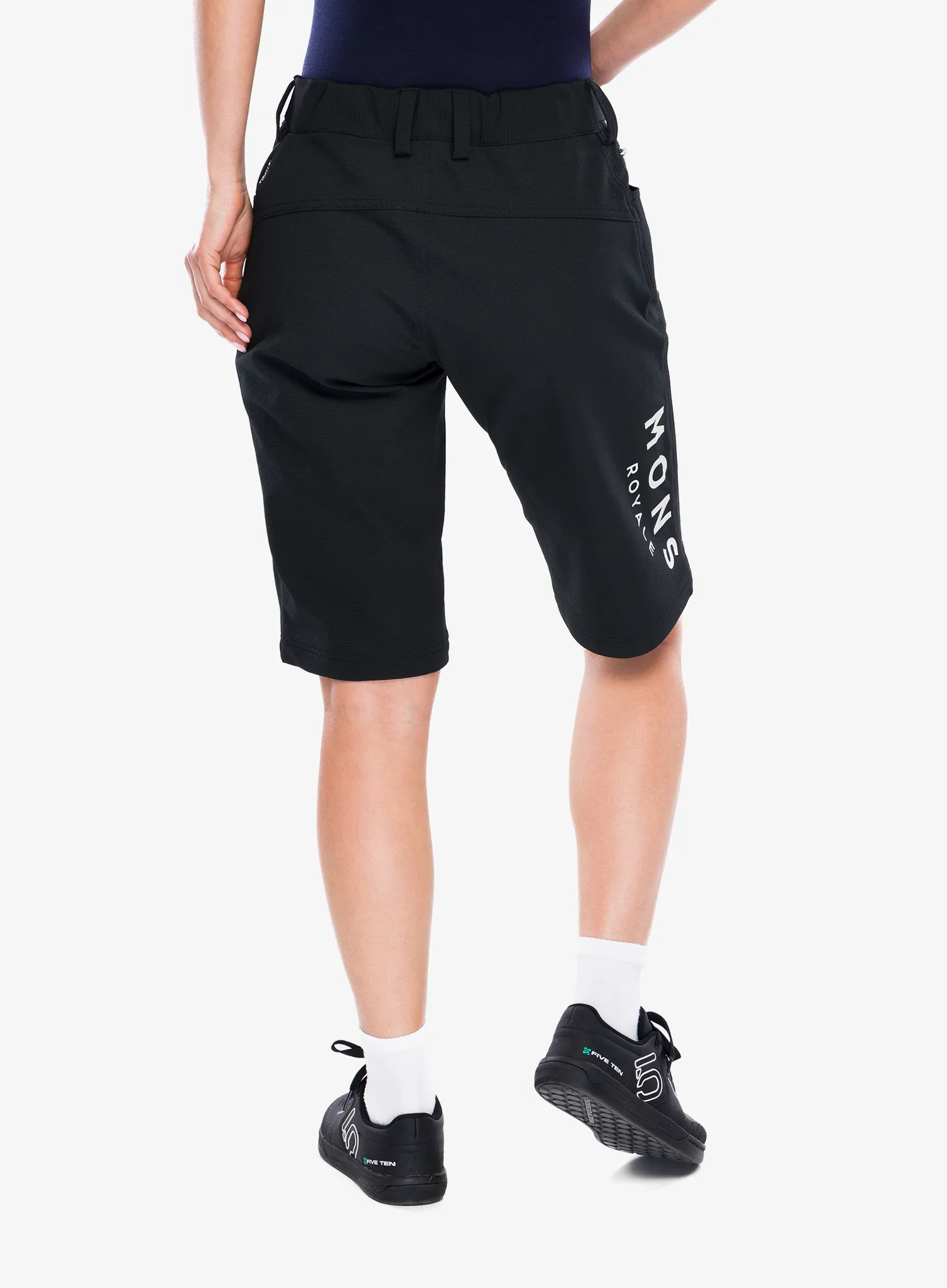 Pantaloni scurti ciclism femei Mons Royale Momentum 2.0 Bike Shorts - black
