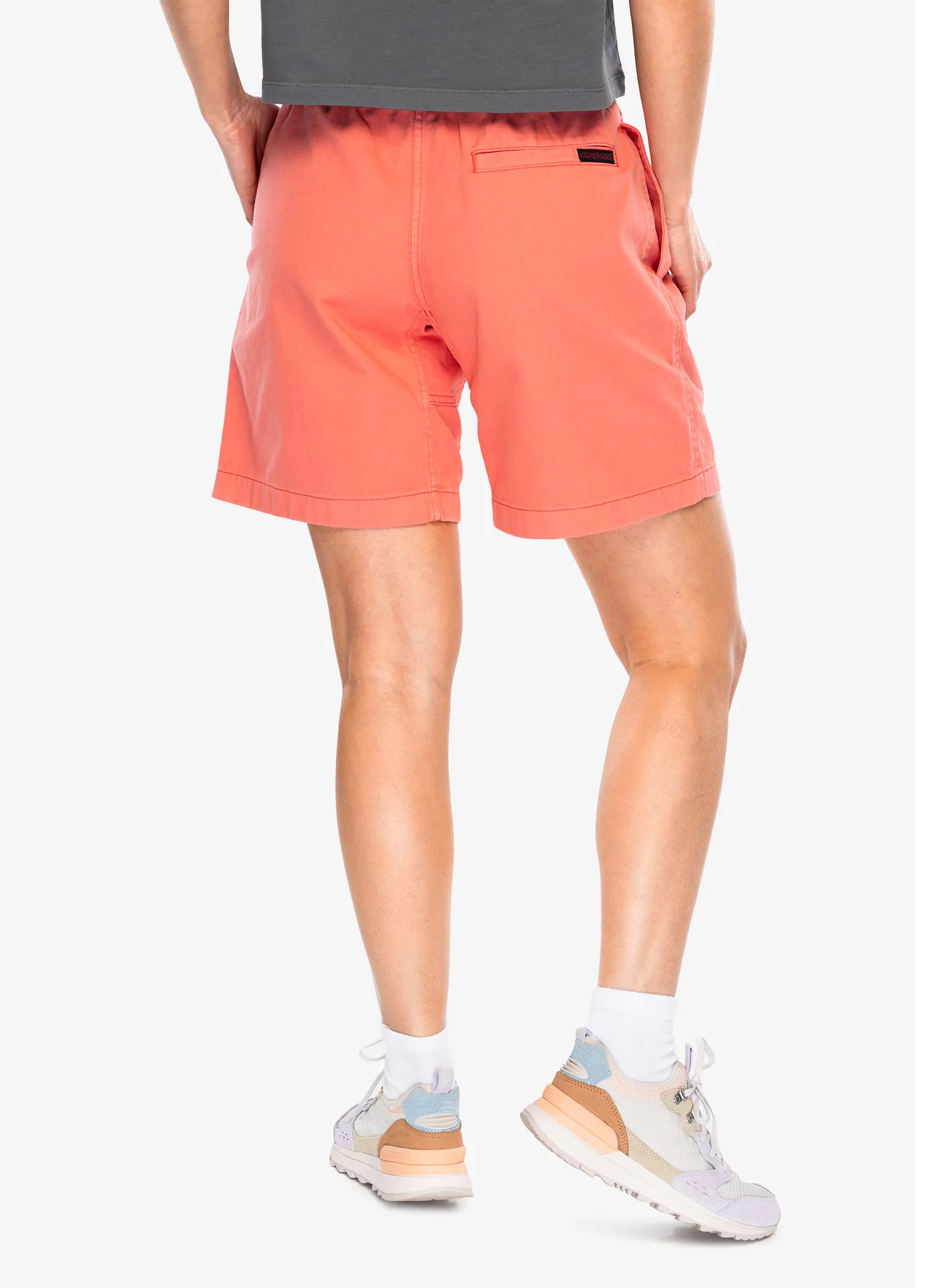 Pantaloni scurti drumetie femei Gramicci G-Short Pigment Dye - deep coral pigment