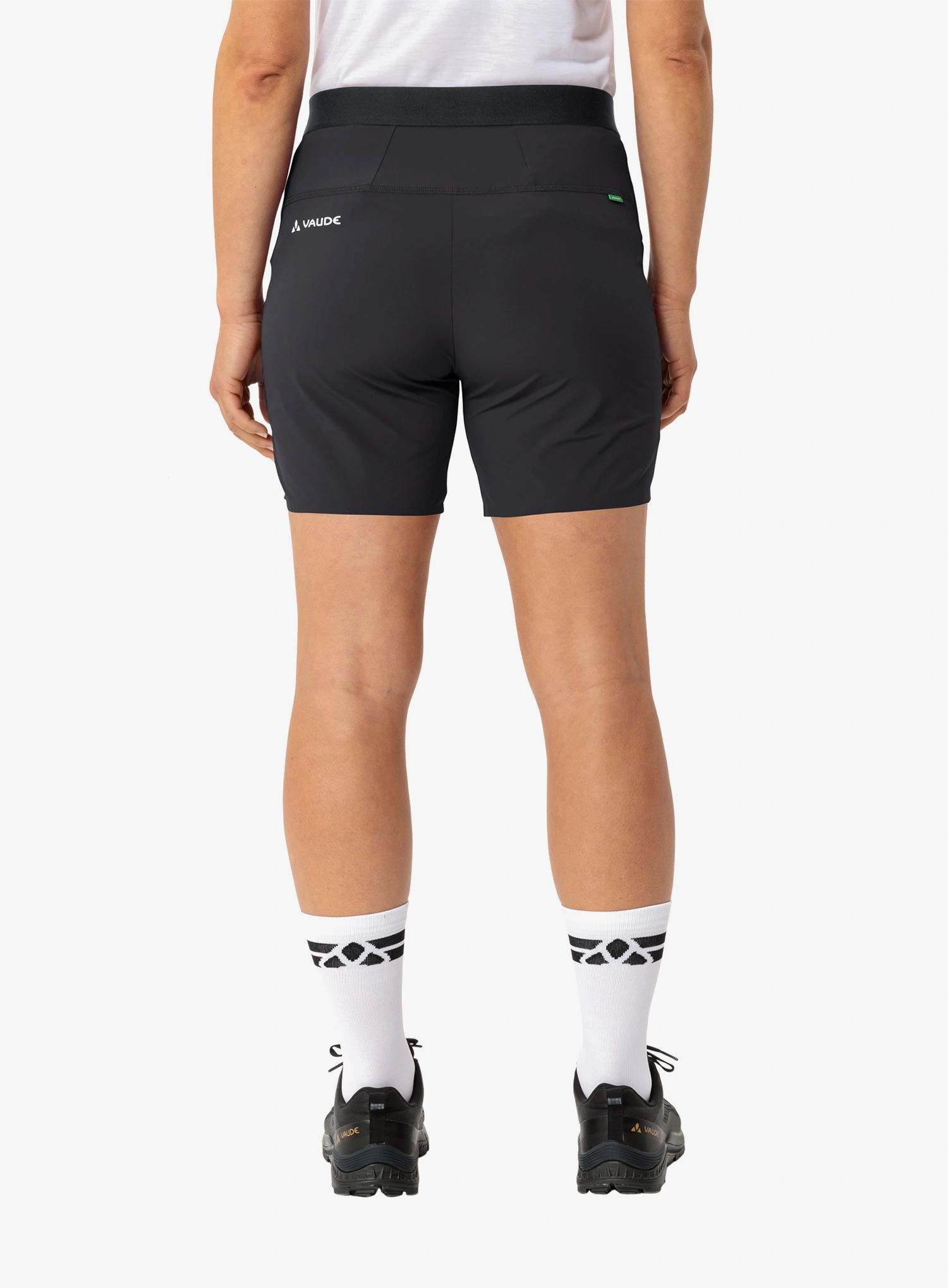 Pantaloni scurti drumetie femei Vaude Scopi LW Shorts II - black/black