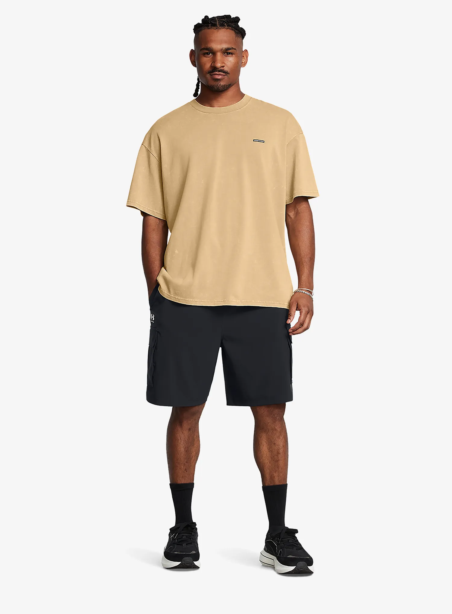 Pantaloni scurti Under Armour Vibe Woven Cargo Short - black/white