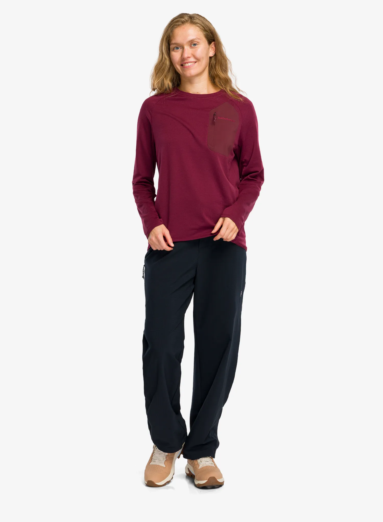 Pantaloni femei Peak Performance Backer Grid Pants - black
