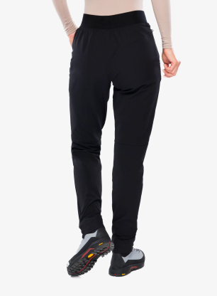 Pantaloni softshell femei The North Face Quest Softshell Pants - tnf black
