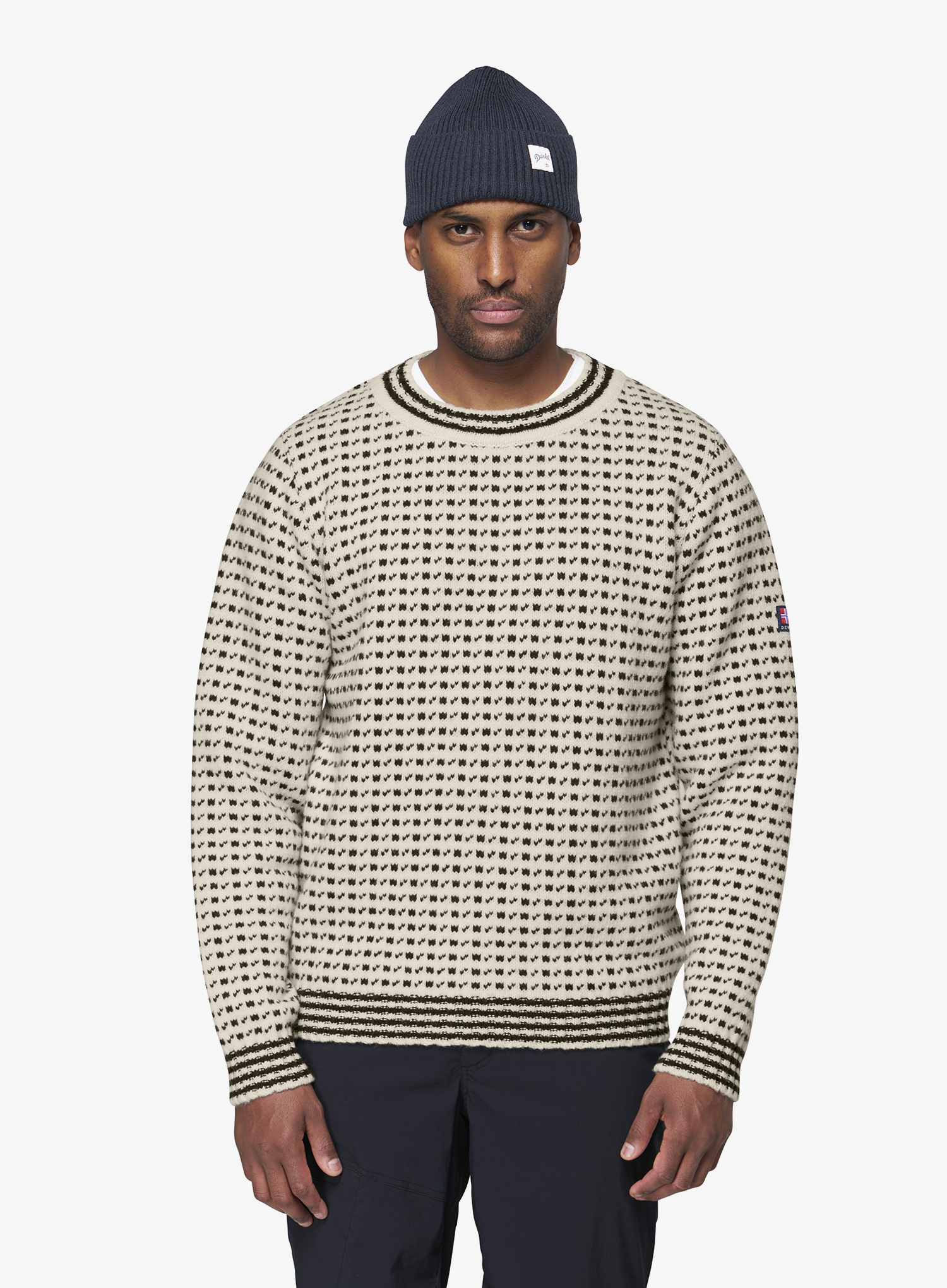 DevoldIslenderRefinedSweater_rawwhite_fw26_7028567699980_1_302.webp